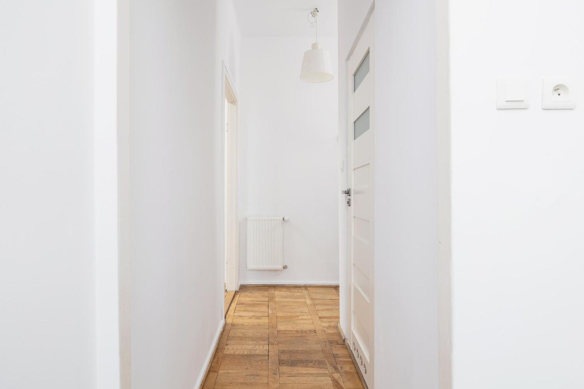 1-Bedroom Apartment With Balcony - Dluga 65 Kraków Eksteriør billede